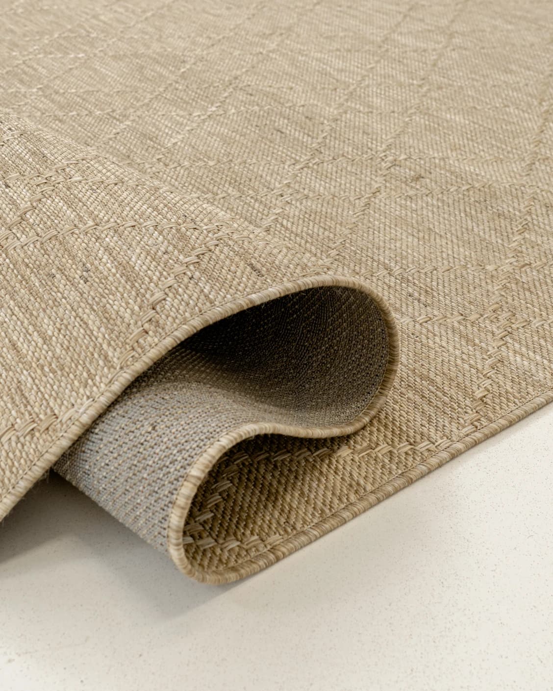 Solana Dune carpets in brown, shown in a product close-up as image 1