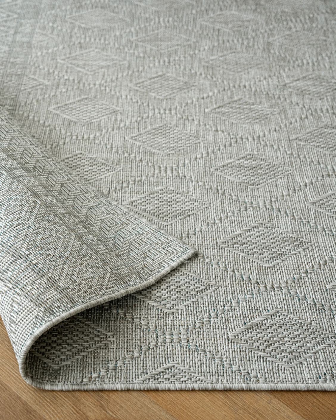 Summer Ashton carpet in grey, shown in a product close-up as image 15