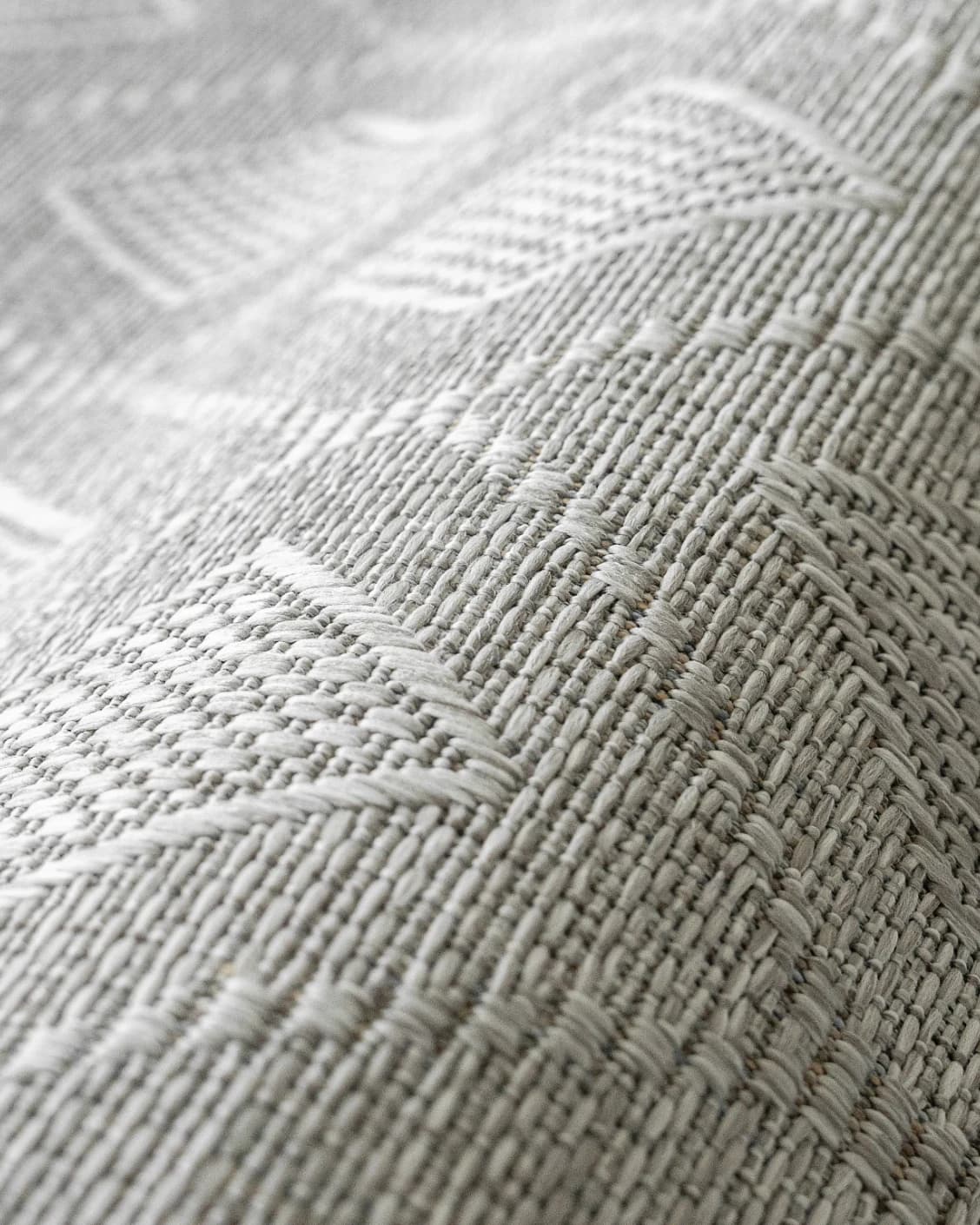 Summer Ashton carpet in grey, shown in a product close-up as image 18