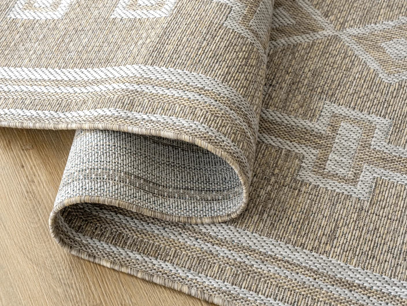 Summer Woods carpets in beige and brown, shown in a product close-up view
