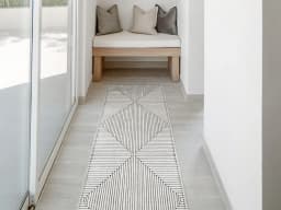 vince-bianca-black-white-runners-carpet-lifestyle-front-view-id-DSC065961