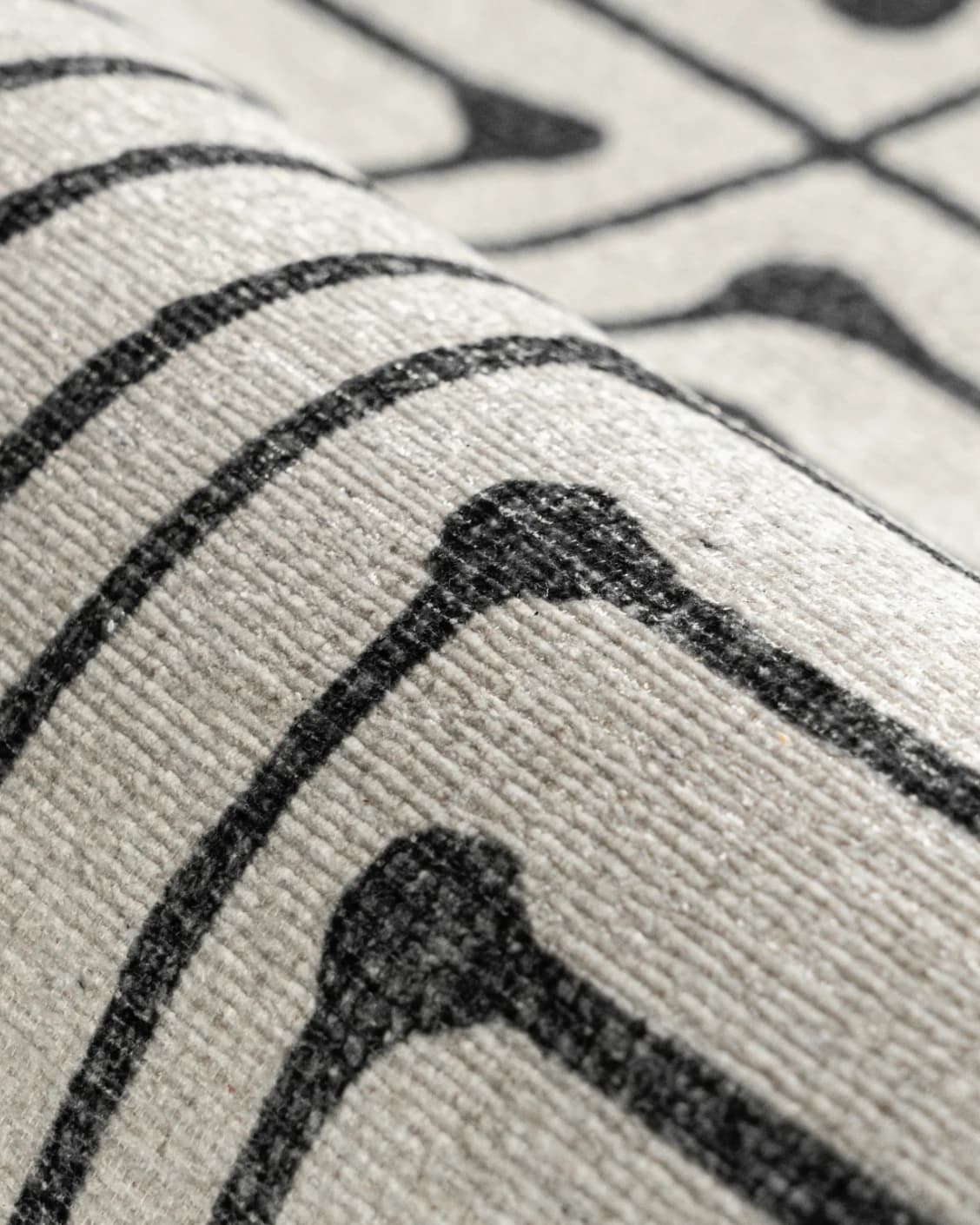Vince Bianca carpet in black and white, shown in a product close-up as image 13