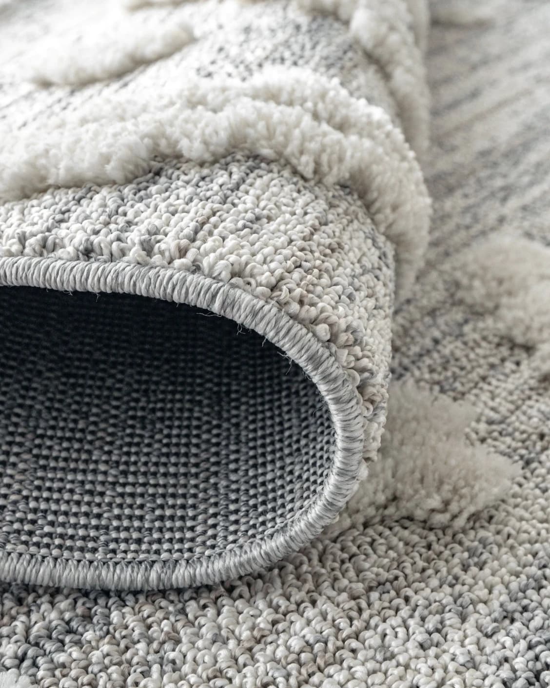 Zahra Snow carpet in grey and off white, shown in a product close-up as image 12