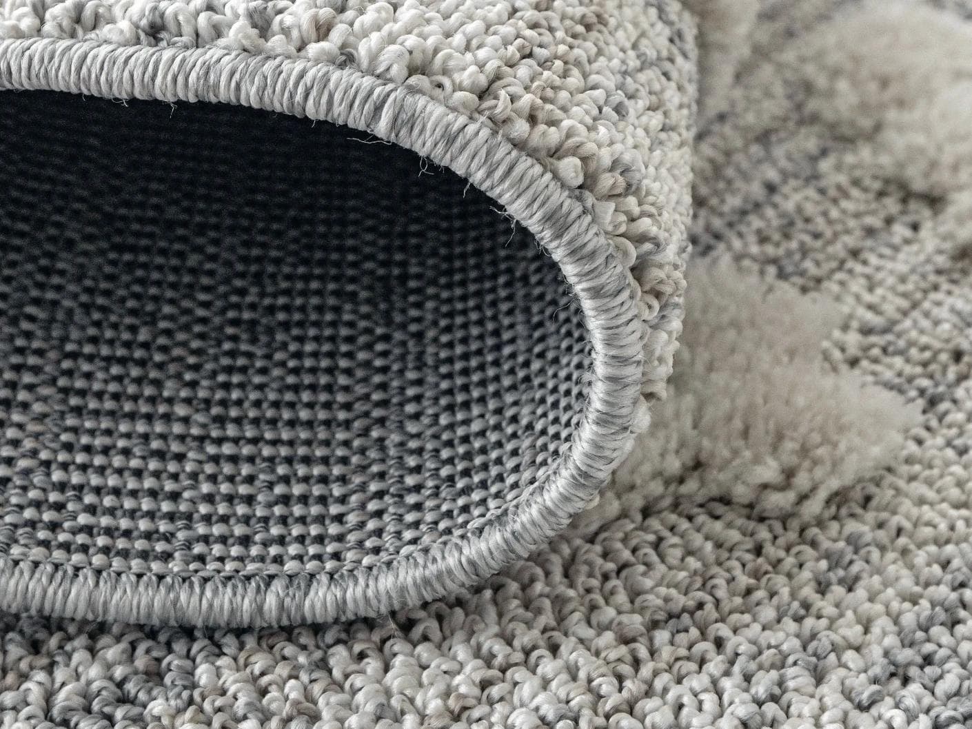 Zahra Snow carpet in grey and off white, shown in a product close-up as image 12