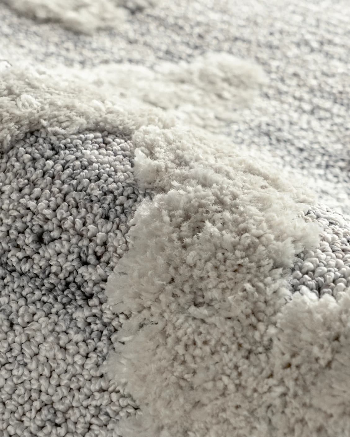 Zahra Snow carpet in grey and off white, shown in a product close-up as image 13