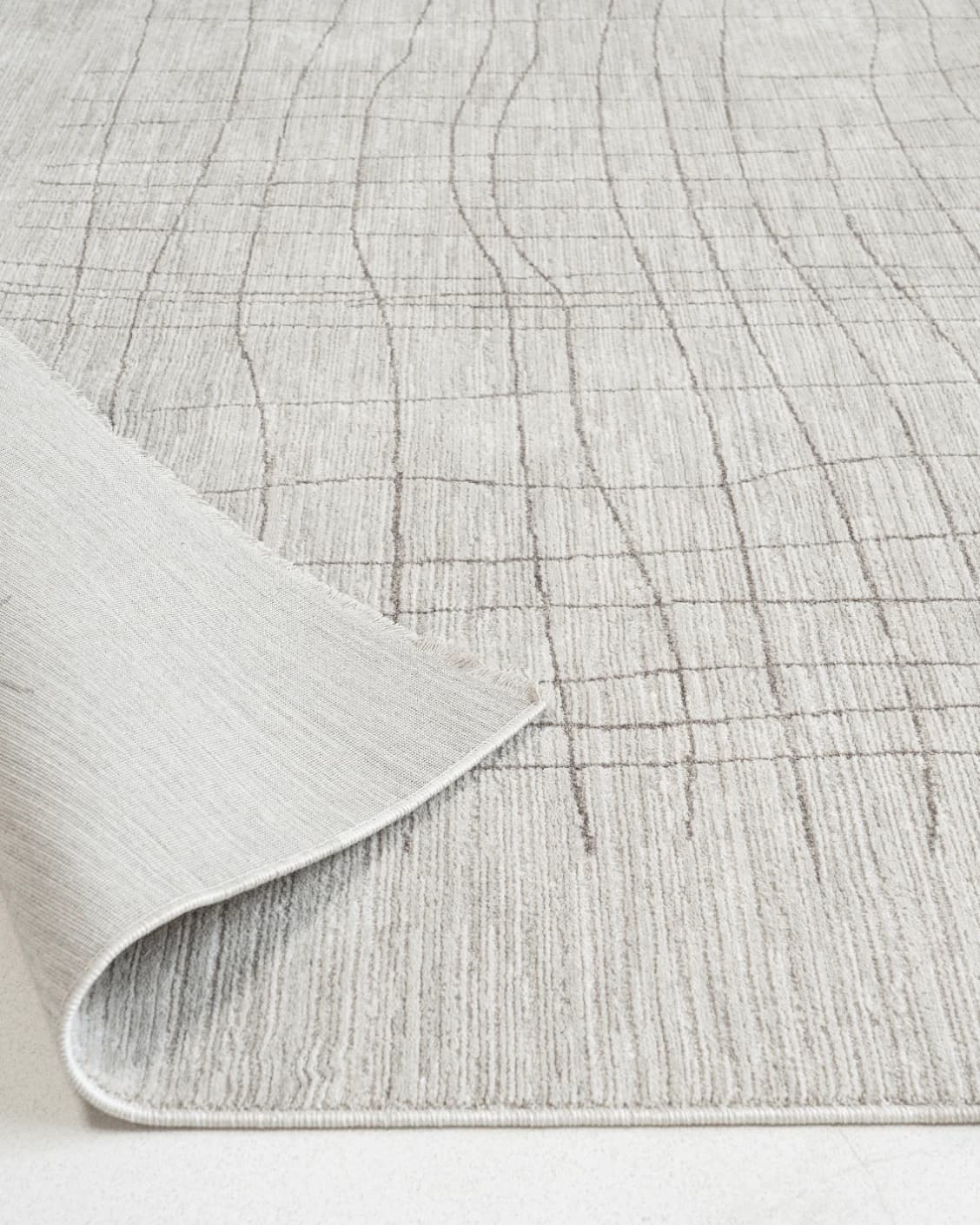 Zion Sandy Runners carpet in sandy and ivory, shown in a lifestyle close-up as image 4