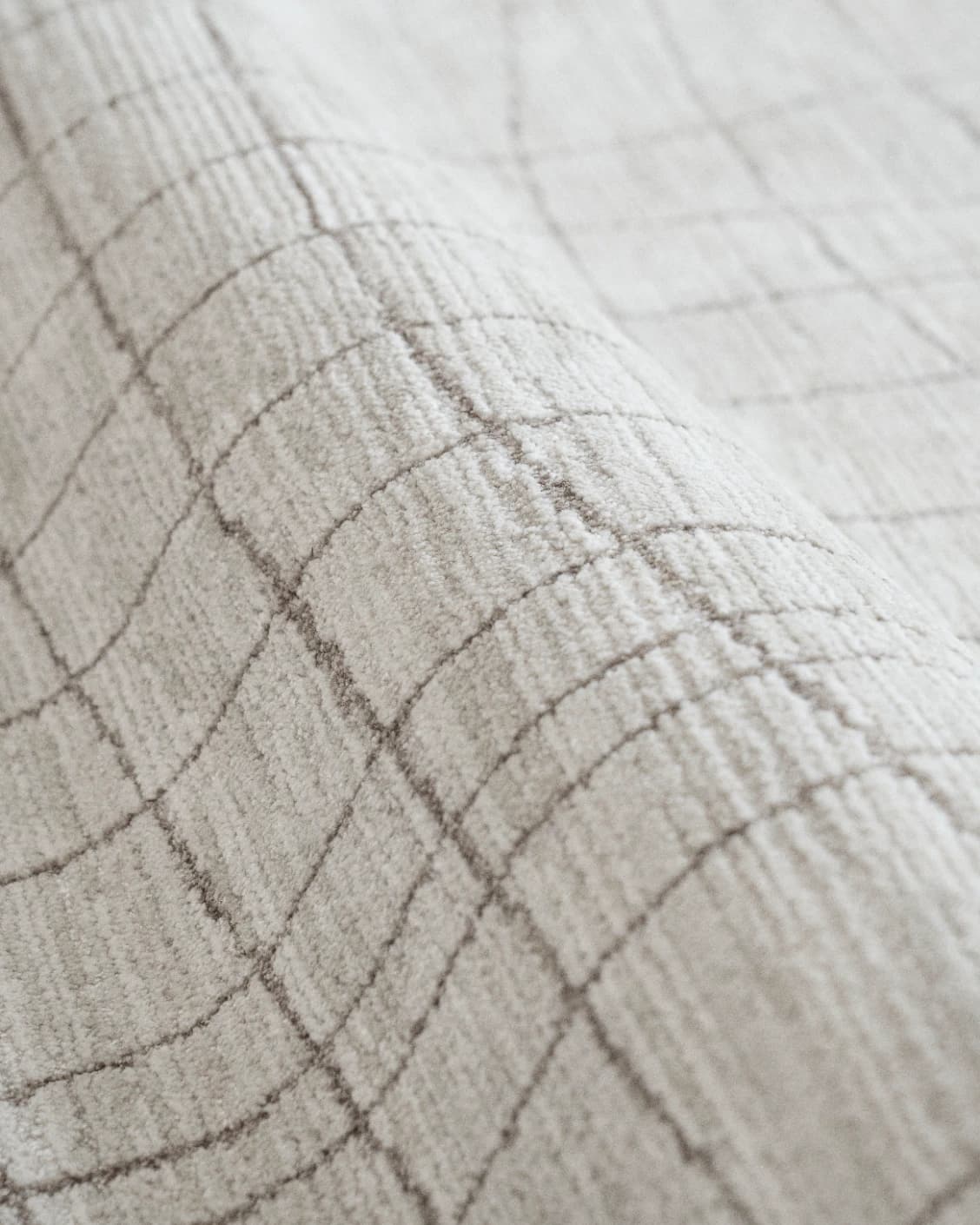 Zion Sandy Runners carpet in sandy and ivory, shown in a product close-up as image 7