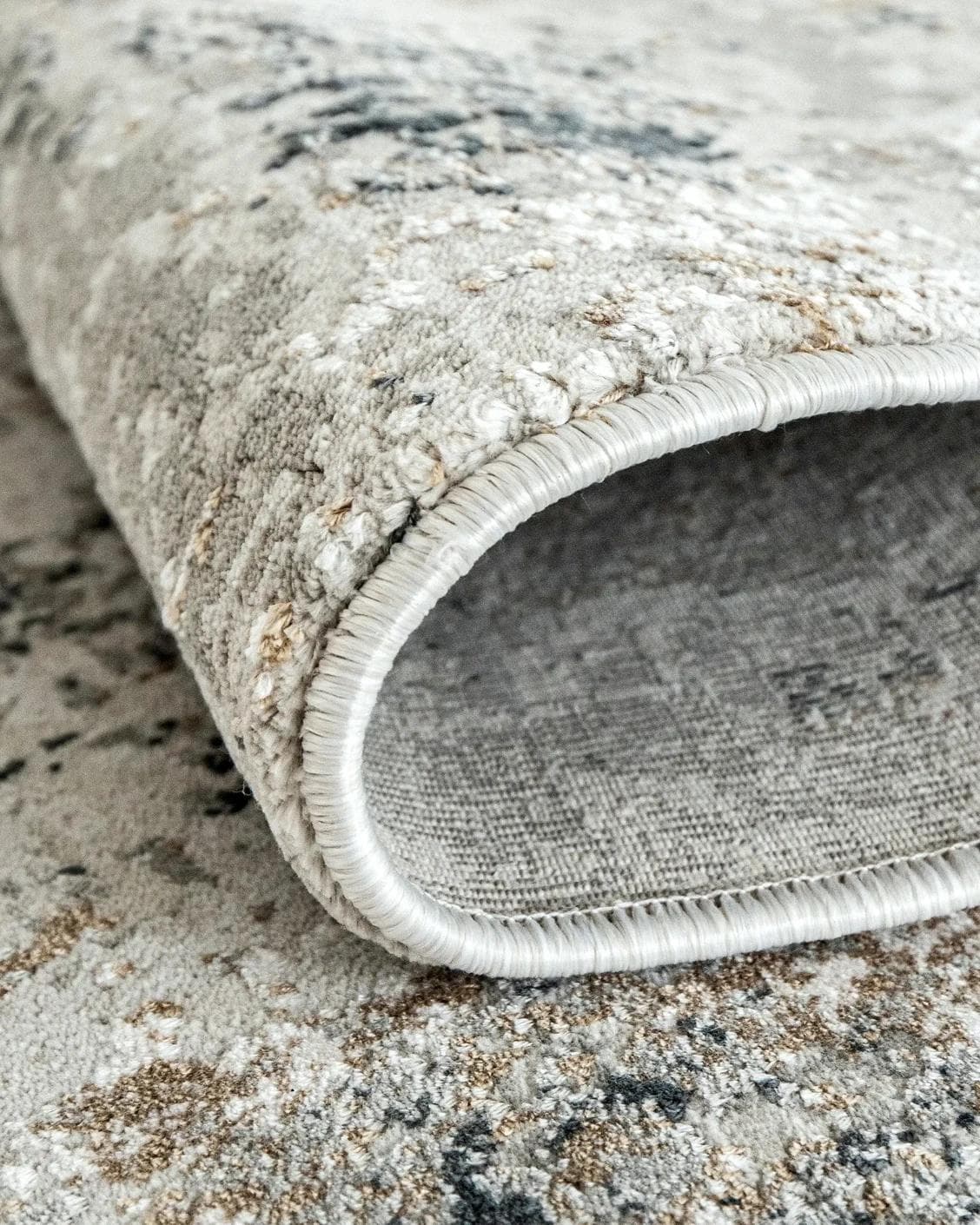 Jay Haywoods Runners carpet in grey, shown in a product close-up as image 10