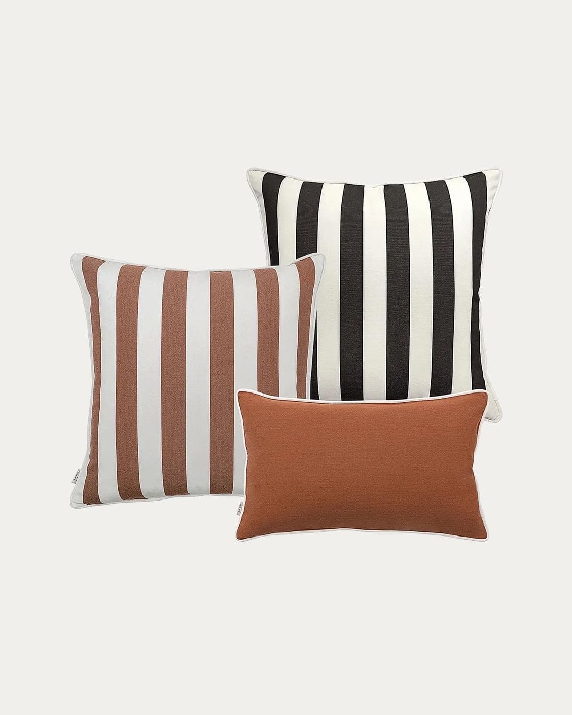 Jival Bundle outdoor bundles in black and rust, shown in a product as image 1