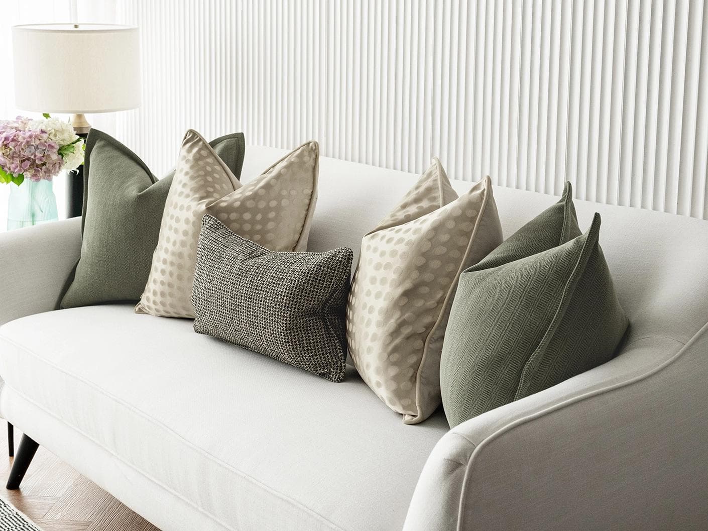 Lirika Bundle bundle - indoor in black, green, beige and gold, shown in a lifestyle right view as image 1