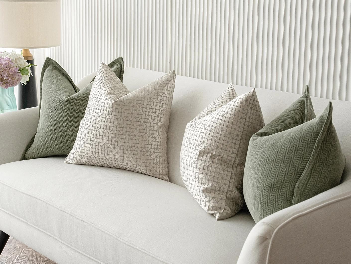 Lloyd Bundle bundle - indoor in silver, white and green, shown in a lifestyle right view as image 1