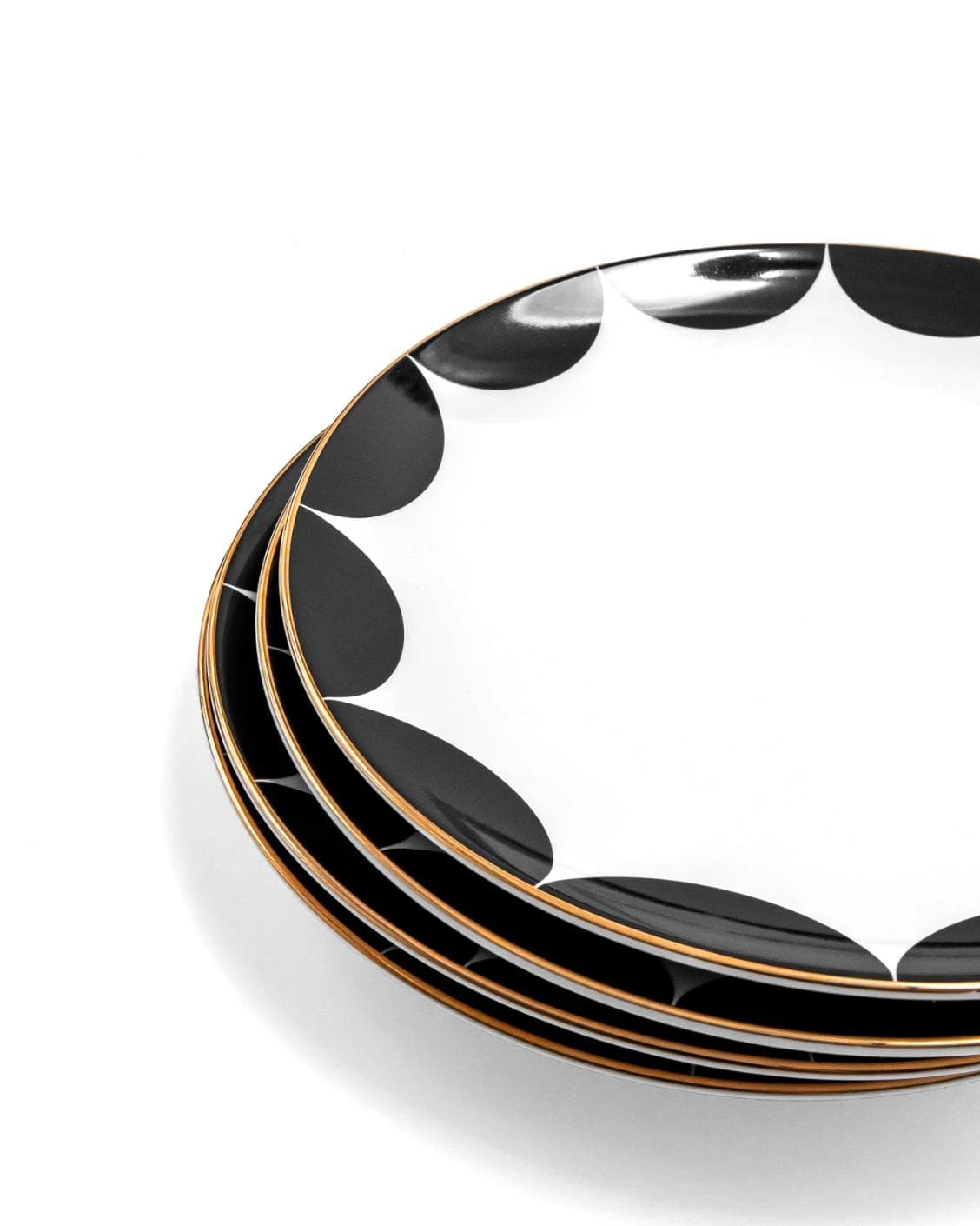 Malikka Viktoria plates in black and white, shown in a product close-up top view as image 7