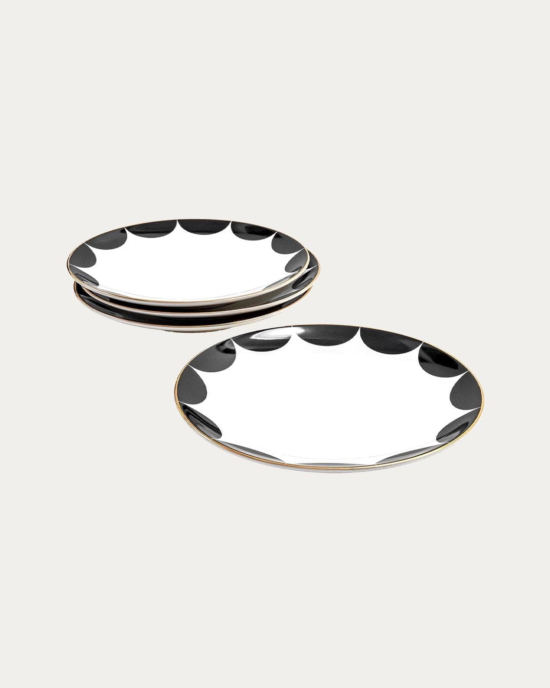 Malikka Viktoria plates in black and white, shown in a product front view as image 1
