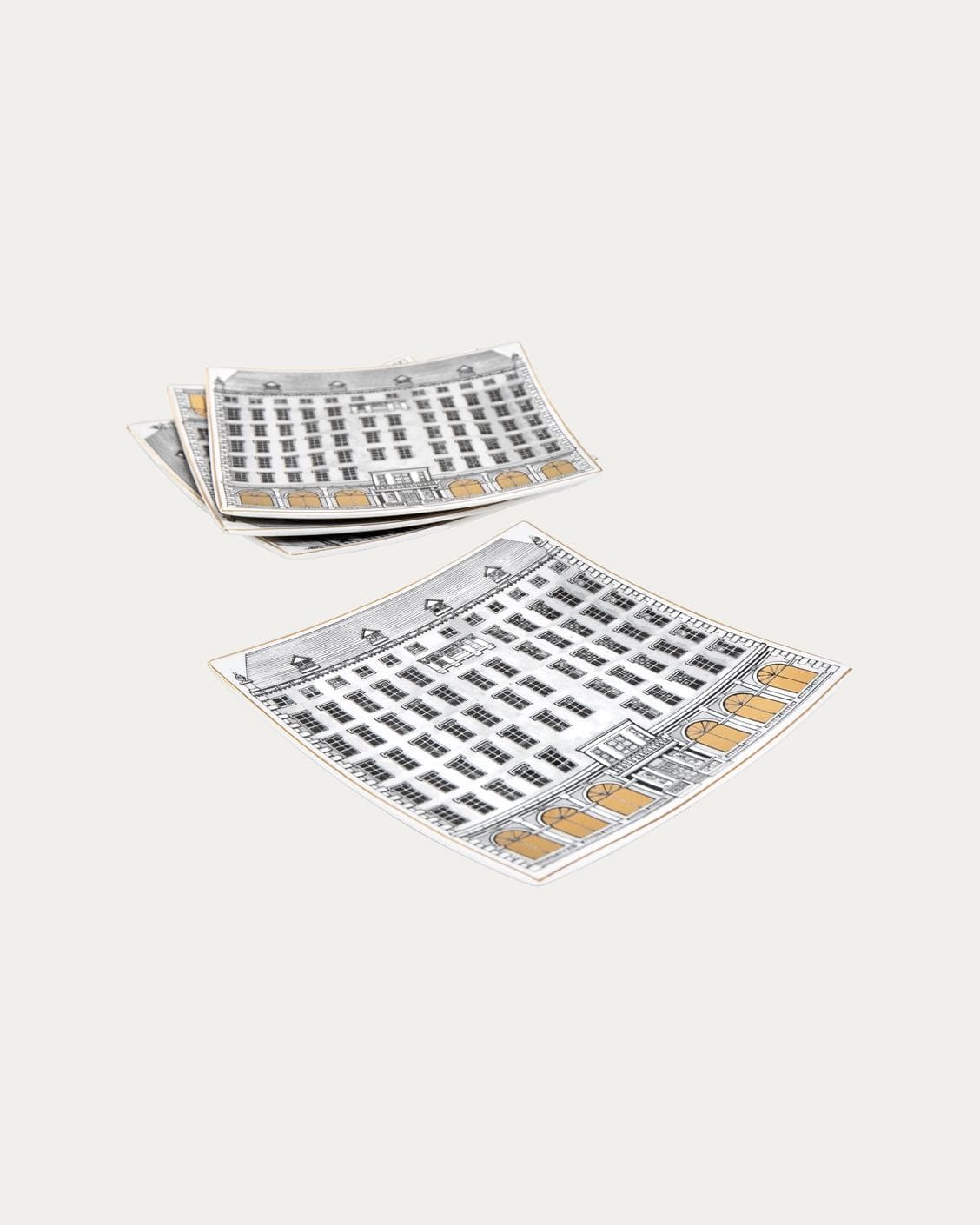 Mia Viktoria plates in black and white, shown in a product front view as image 1