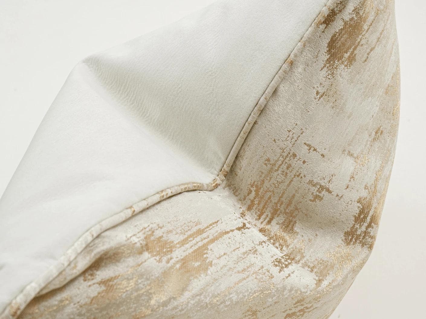 Neri Klimt cushion in gold and beige, shown in a product top view as image 8