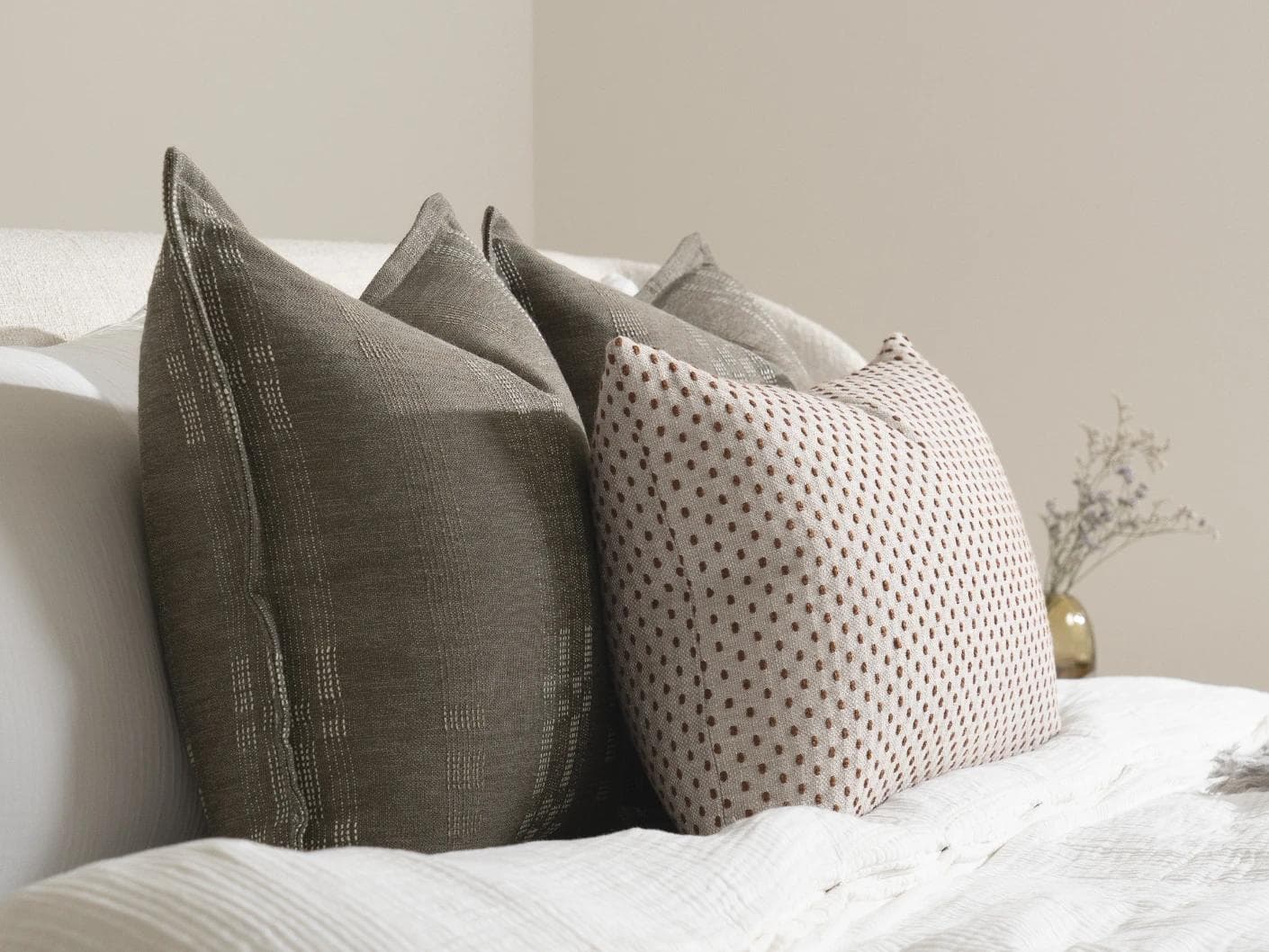 Nimitha Bundle bundle - indoor in grey and beige, shown in a lifestyle close-up left view as image 1