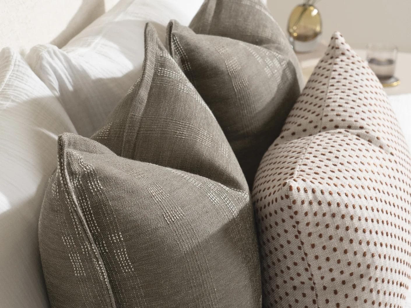 Nimitha Bundle bundle - indoor in grey and beige, shown in a lifestyle close-up top view as image 2