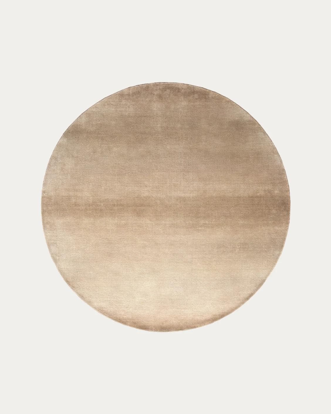 Oscar Sandy carpets in beige, shown in a product top view as image 1