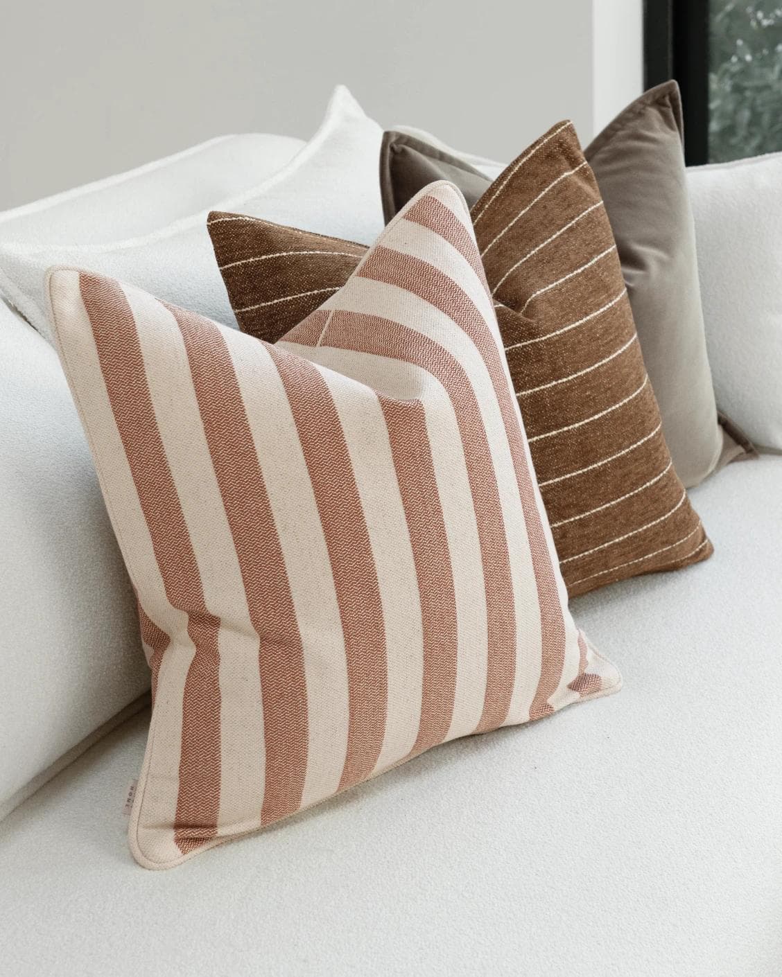 Paulo Bundle cushion, shown in a product left view as image 7