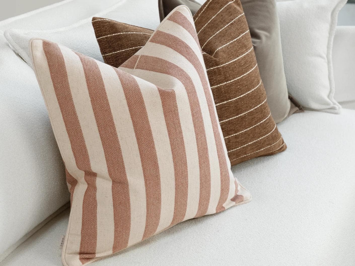 Paulo Bundle cushion, shown in a product left view as image 7