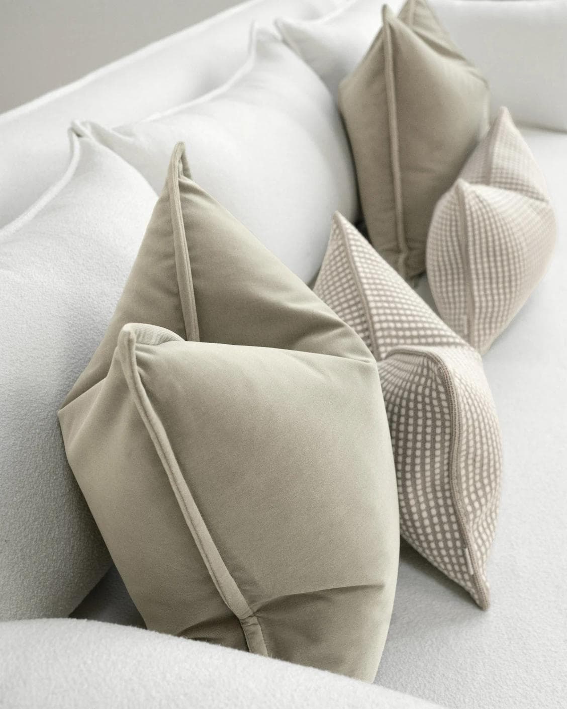 Prestin Bundle cushion, shown in a product left view as image 7
