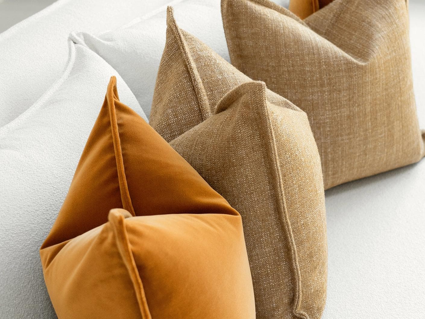Shiju Bundle cushion, shown in a product top view as image 8