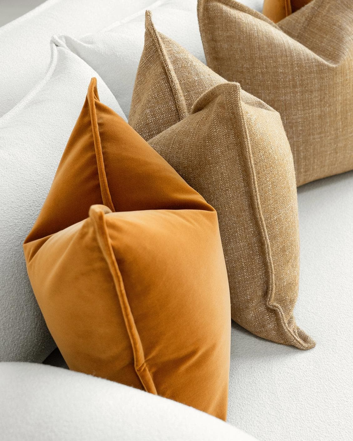 Shiju Bundle cushion, shown in a product top view as image 8