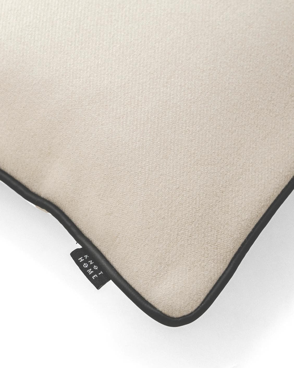Silvie Bianca II cushion in off white, shown in a product top view as image 8