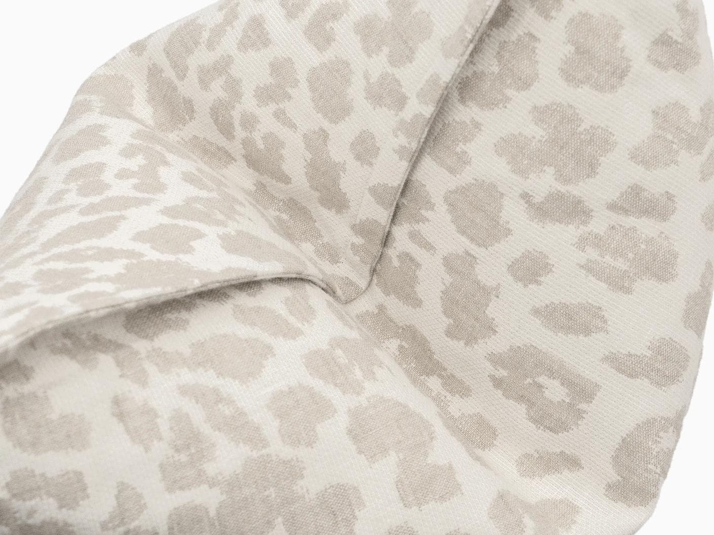 Val Klimt III cushion in beige, shown in a product top view as image 9