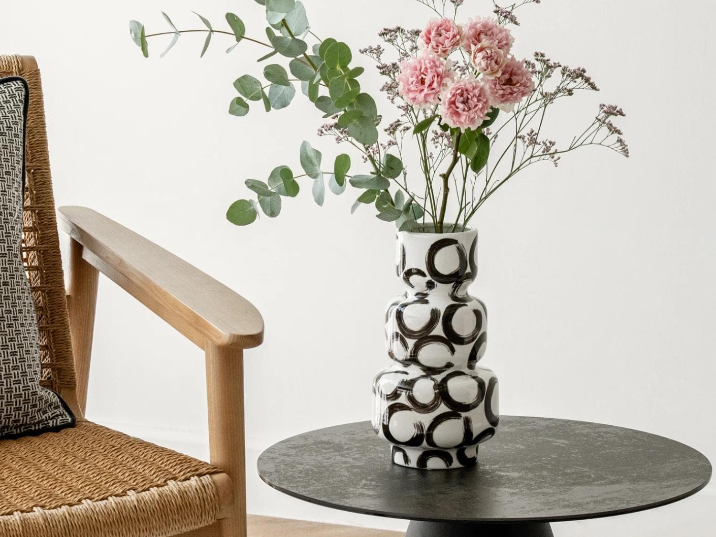 Zara Arneson vases in white and black, shown in a lifestyle front view as image 2